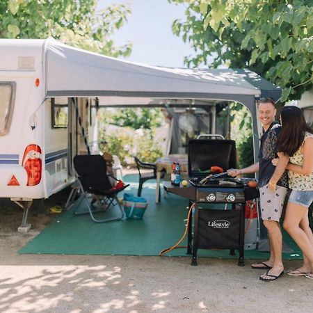 Camping Senia Caballo De Mar Pineda de Mar Eksteriør billede